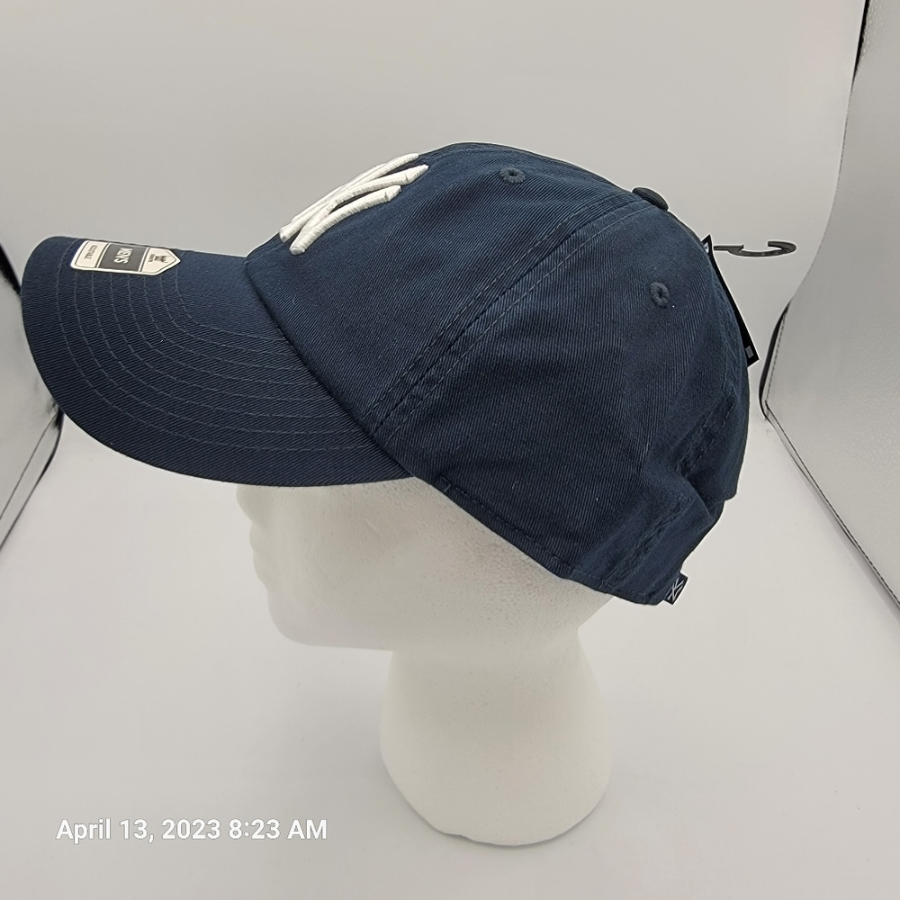 Fan Favorite New York Yankees MLB Baseball Hat Cap Genuine Merchandise NEW! - Picture 2 of 4